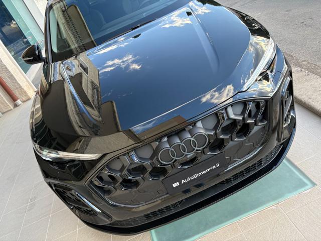 AUDI Q5 usata, con Sensori di parcheggio anteriori