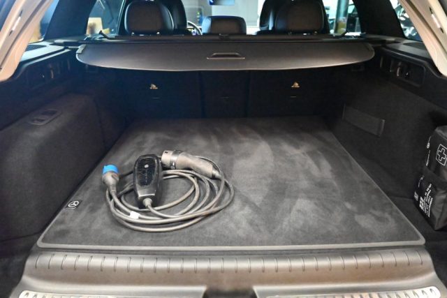 MERCEDES-BENZ C 300 usata 32