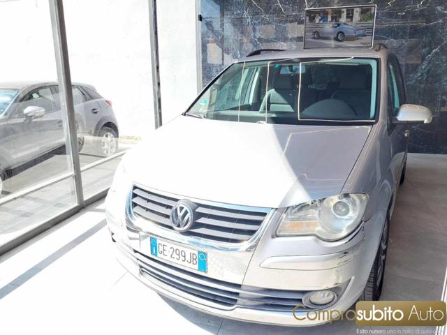 VOLKSWAGEN Touran usata, con Airbag laterali