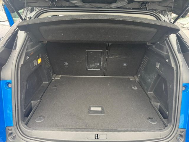 PEUGEOT 3008 usata, con Controllo elettronico della corsia