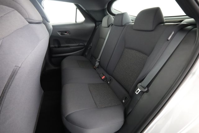 TOYOTA C-HR usata 9