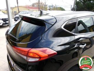 HYUNDAI Tucson usata, con Airbag testa