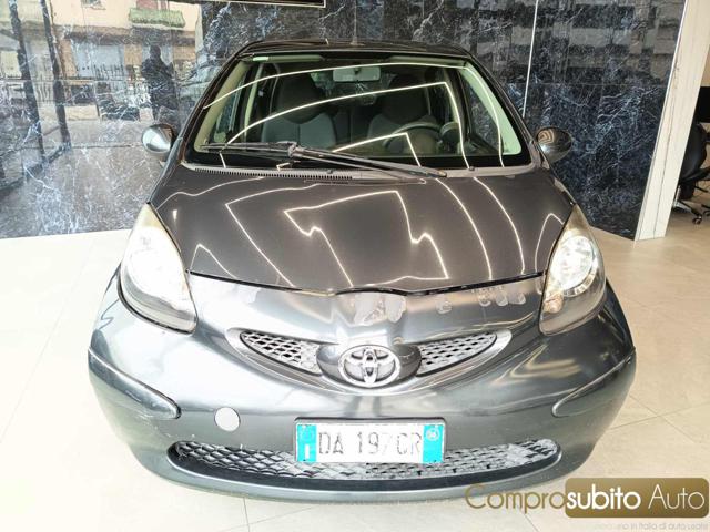 TOYOTA Aygo usata, con ABS