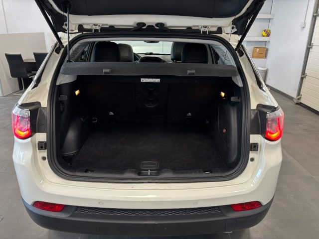 JEEP Compass usata, con Park Distance Control