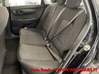 HYUNDAI Bayon usata, con Autoradio