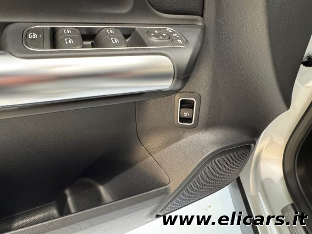 MERCEDES-BENZ GLA 200 usata, con Chiusura centralizzata