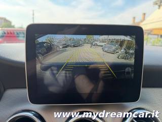 MERCEDES-BENZ GLA 200 usata, con Autoradio digitale