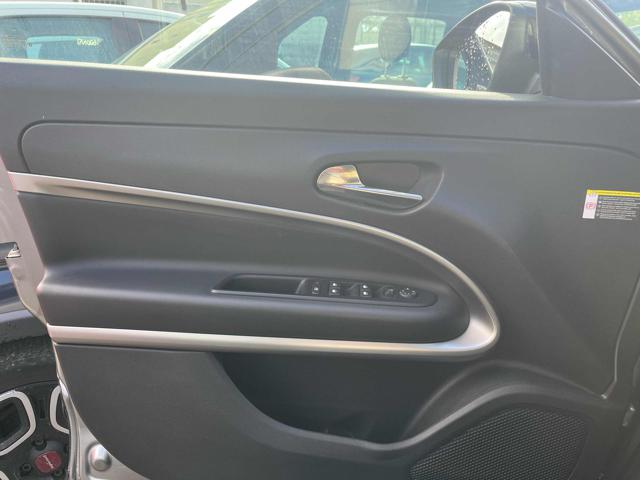 JEEP Avenger usata, con Autoradio