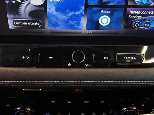 NISSAN X-Trail usata, con Specchietti laterali elettrici