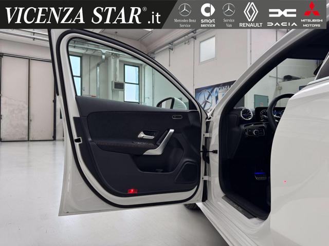 MERCEDES-BENZ A 180 usata, con Tettuccio apribile