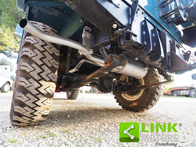 LAND ROVER Defender usata 19