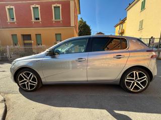 PEUGEOT 308 usata, con Cerchi in lega
