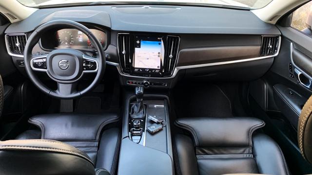 VOLVO V90 Cross Country usata, con Alzacristalli elettrici