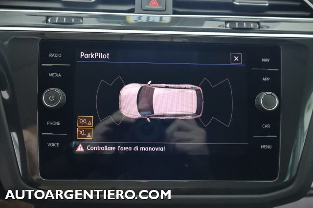 VOLKSWAGEN Tiguan usata, con Bracciolo