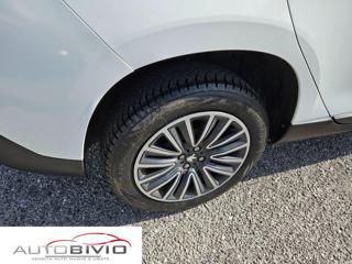 PEUGEOT 2008 usata, con Sedile posteriore sdoppiato