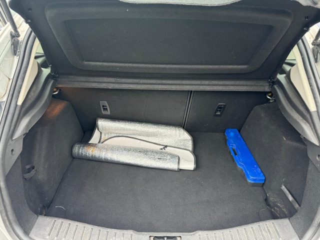 FORD Focus usata, con Volante in pelle
