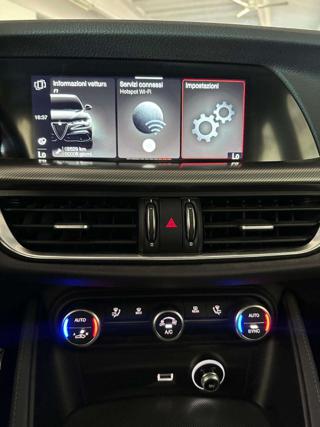 ALFA ROMEO Stelvio usata, con Sedile posteriore sdoppiato