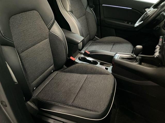 RENAULT Captur usata, con Sistema di navigazione