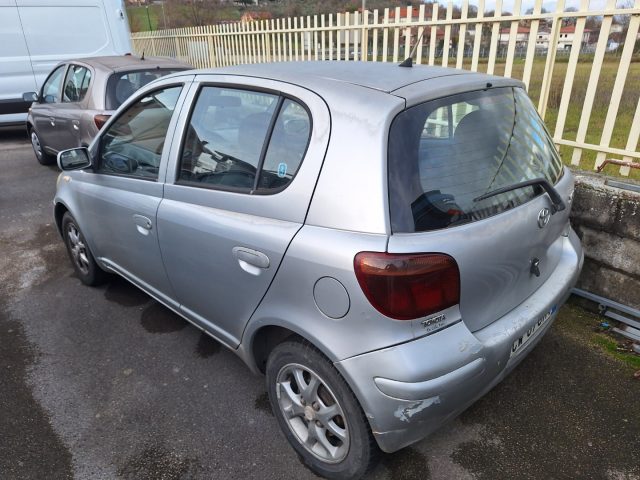 TOYOTA Yaris usata 14