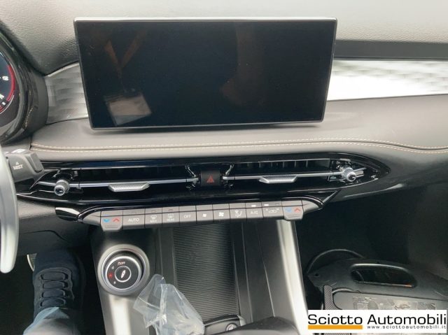 ALFA ROMEO Tonale usata, con Sedile posteriore sdoppiato