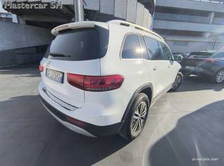 MERCEDES-BENZ GLB 180 usata, con Fari LED