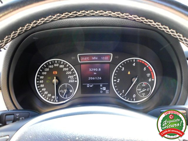 MERCEDES-BENZ B 180 usata, con Sistema di navigazione