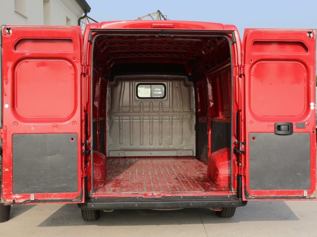 PEUGEOT Boxer usata, con Antifurto