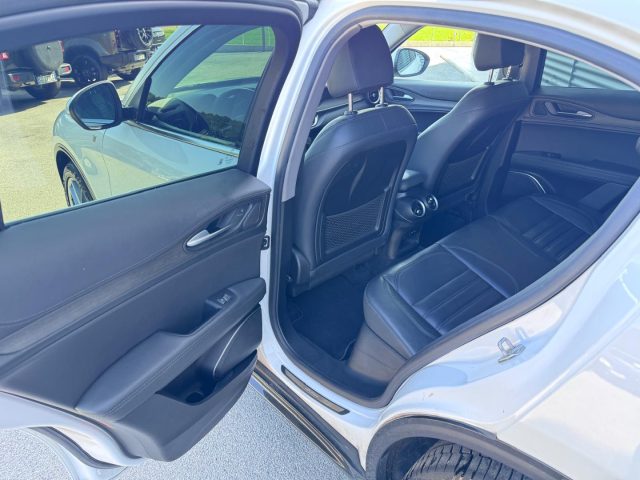 ALFA ROMEO Stelvio usata, con Regolazione elettrica sedili