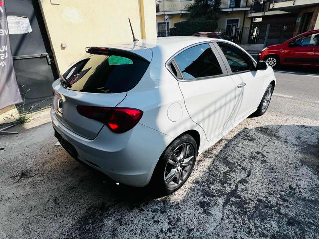 ALFA ROMEO Giulietta usata, con Autoradio