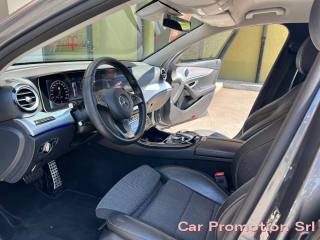 MERCEDES-BENZ E 220 usata, con Autoradio