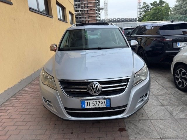 VOLKSWAGEN Tiguan usata, con Airbag