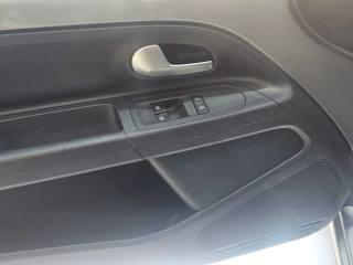 VOLKSWAGEN up! usata, con Lettore CD