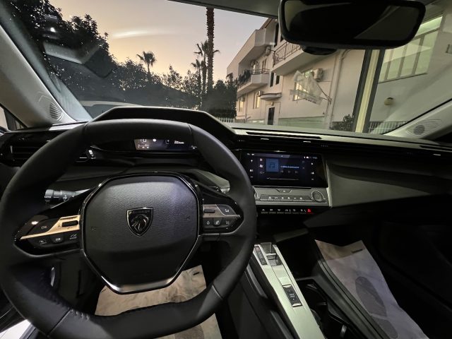 PEUGEOT 308 usata, con Servosterzo