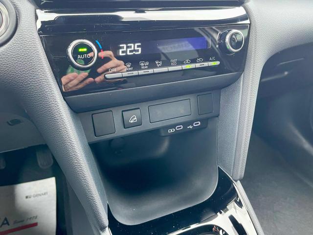 TOYOTA Yaris Cross usata, con Sedile posteriore sdoppiato