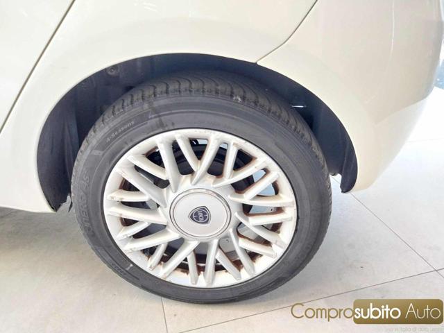 LANCIA Ypsilon usata 17
