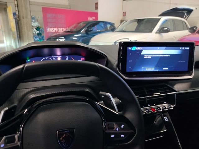 PEUGEOT 208 usata 18