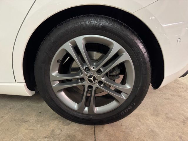 MERCEDES-BENZ A 180 usata, con Boardcomputer