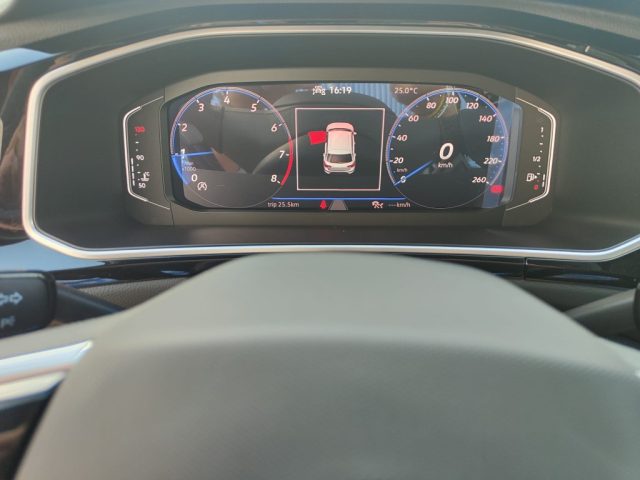 VOLKSWAGEN T-Roc usata, con Climatizzatore