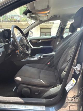 MERCEDES-BENZ C 220 usata, con Sedile posteriore sdoppiato