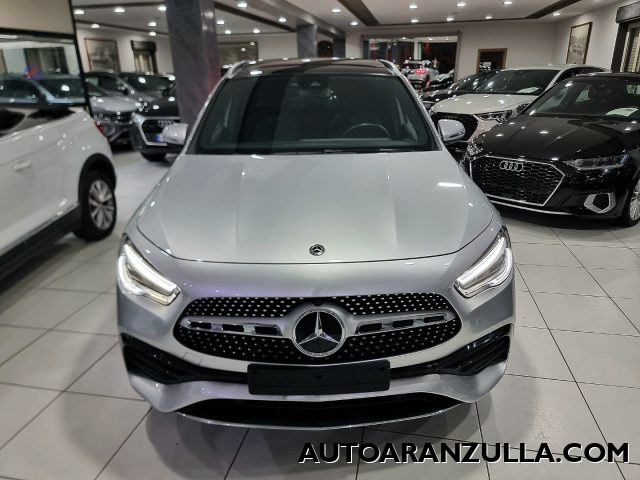 MERCEDES-BENZ GLA 200 usata, con Airbag