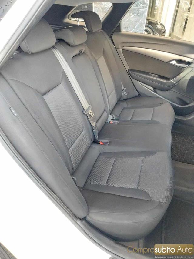 HYUNDAI i40 usata, con Park Distance Control