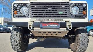 LAND ROVER Defender usata 7