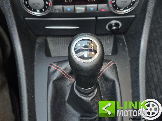 MERCEDES-BENZ SLK 200 usata, con Touch screen
