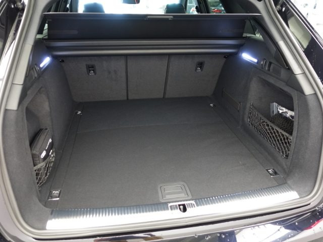 AUDI RS4 usata, con Autoradio