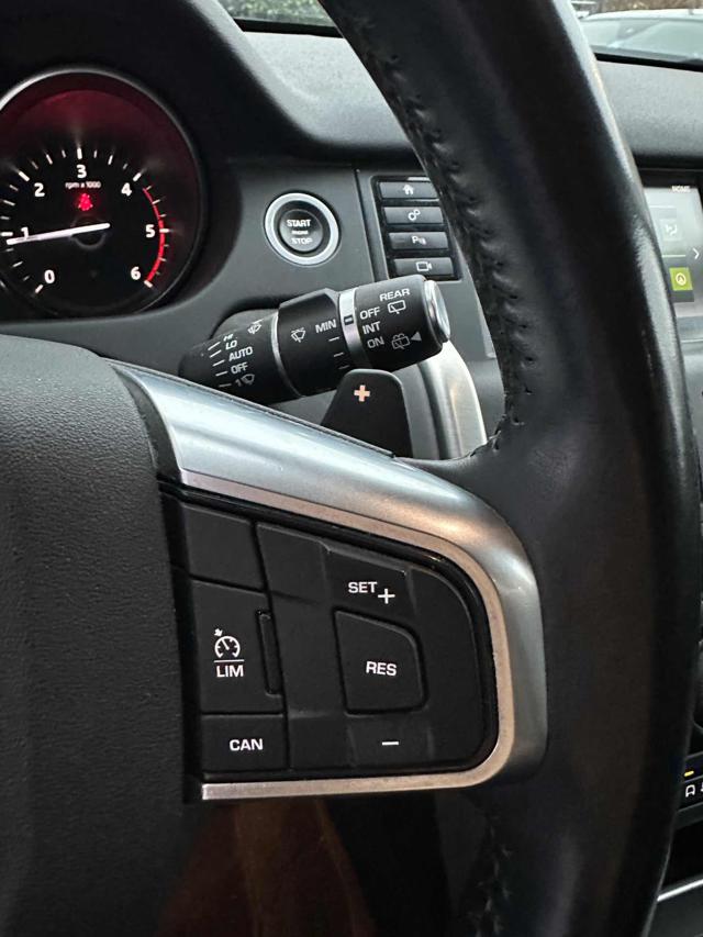 LAND ROVER Discovery Sport usata, con Trazione integrale