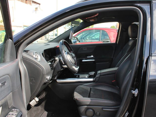 MERCEDES-BENZ GLA 200 usata, con Chiusura centralizzata