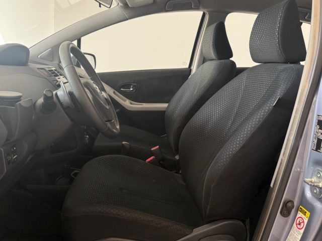 TOYOTA Yaris usata 7