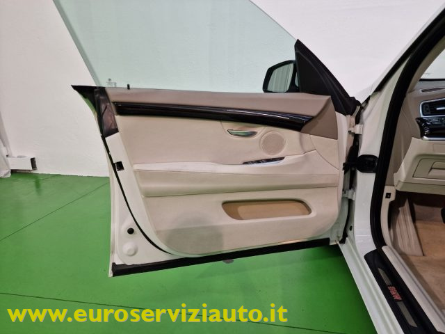 BMW 530 usata, con Luce d
