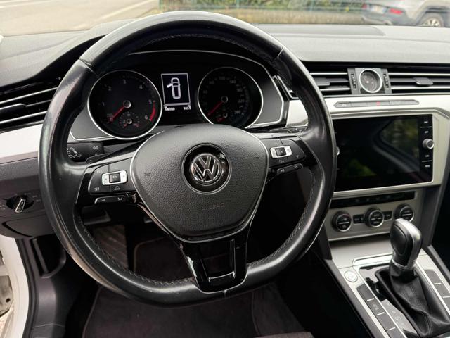 VOLKSWAGEN Passat Variant usata, con Chiusura centralizzata