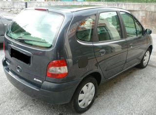 RENAULT Megane usata, con Alzacristalli elettrici